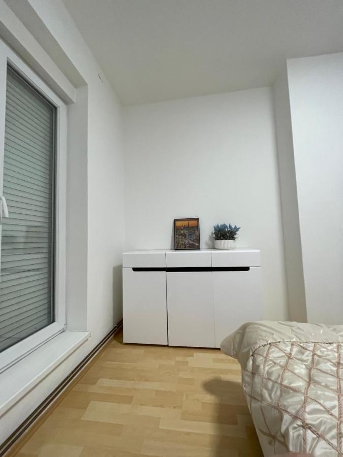 Modern & Cozy 2-Bedroom Vacation Home In Sarajewo Zewnętrze zdjęcie